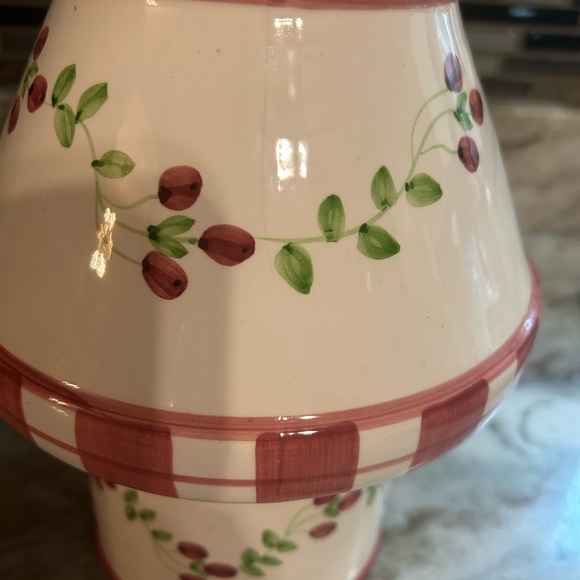 Yankee candle holder with topper. - Picture 6 of 10